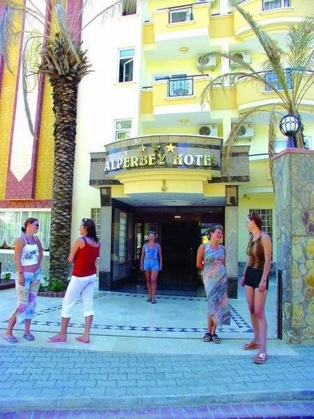 Alperbey Hotell